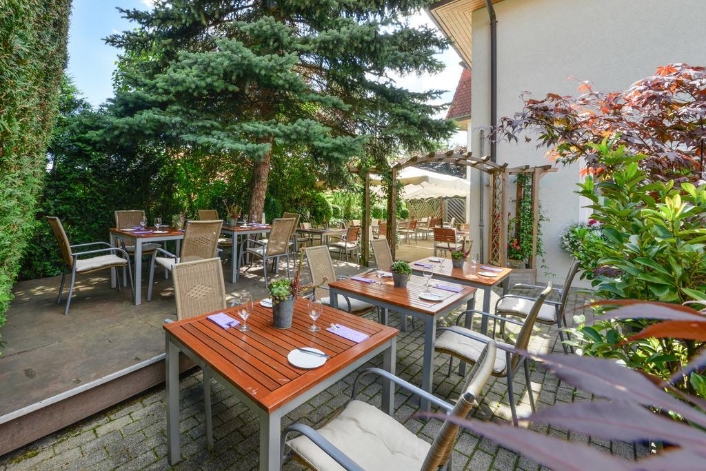 Mayers Waldhorn - Zwischen Reutlingen Und Tuebingen Kusterdingen Екстериор снимка